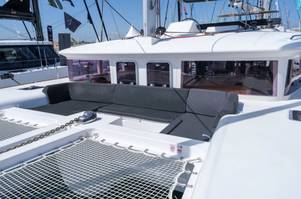 salon extérieur avant Lipopette - LAGOON 450F - NEO